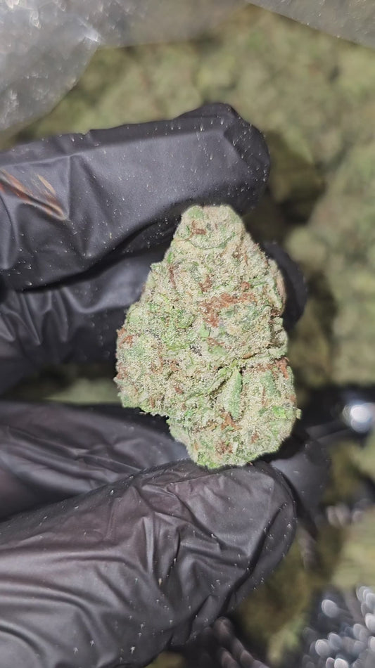 black truffle pie | top tier | flower